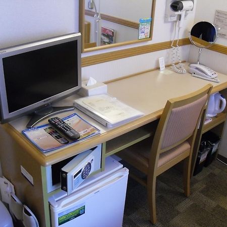 Toyoko Inn Kofu-Eki Minami-Guchi No.1 Zewnętrze zdjęcie